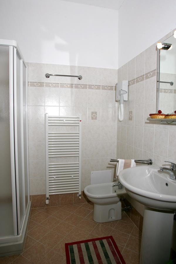 Hotel Ristorante Paladini Carisio Dış mekan fotoğraf