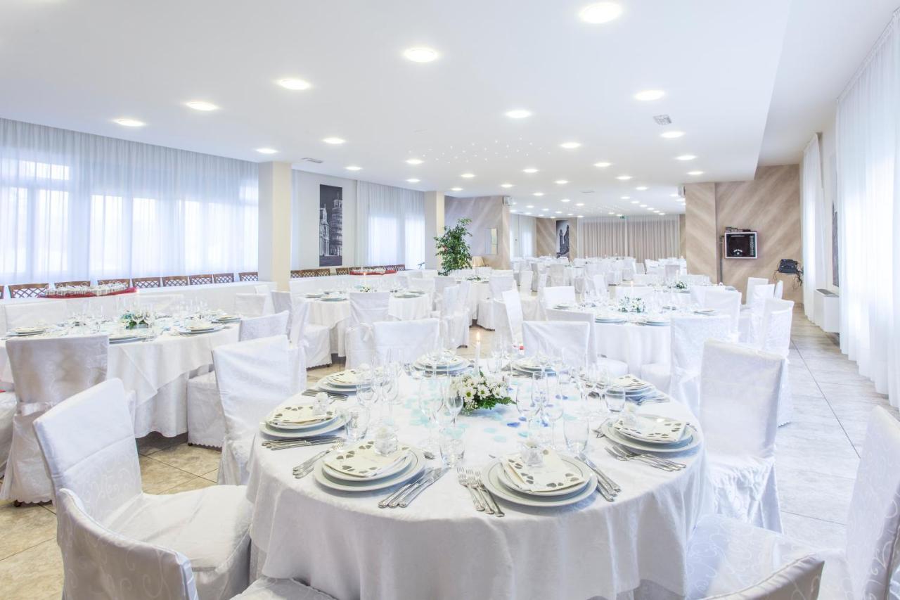 Hotel Ristorante Paladini Carisio Dış mekan fotoğraf